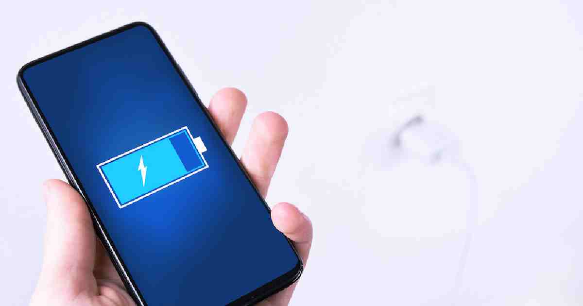 Chinese space scientists use water heat to charge mobile phone